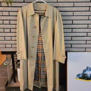 Burberry Overcoat/Trench Coat with Wool Lining, Like New Condition